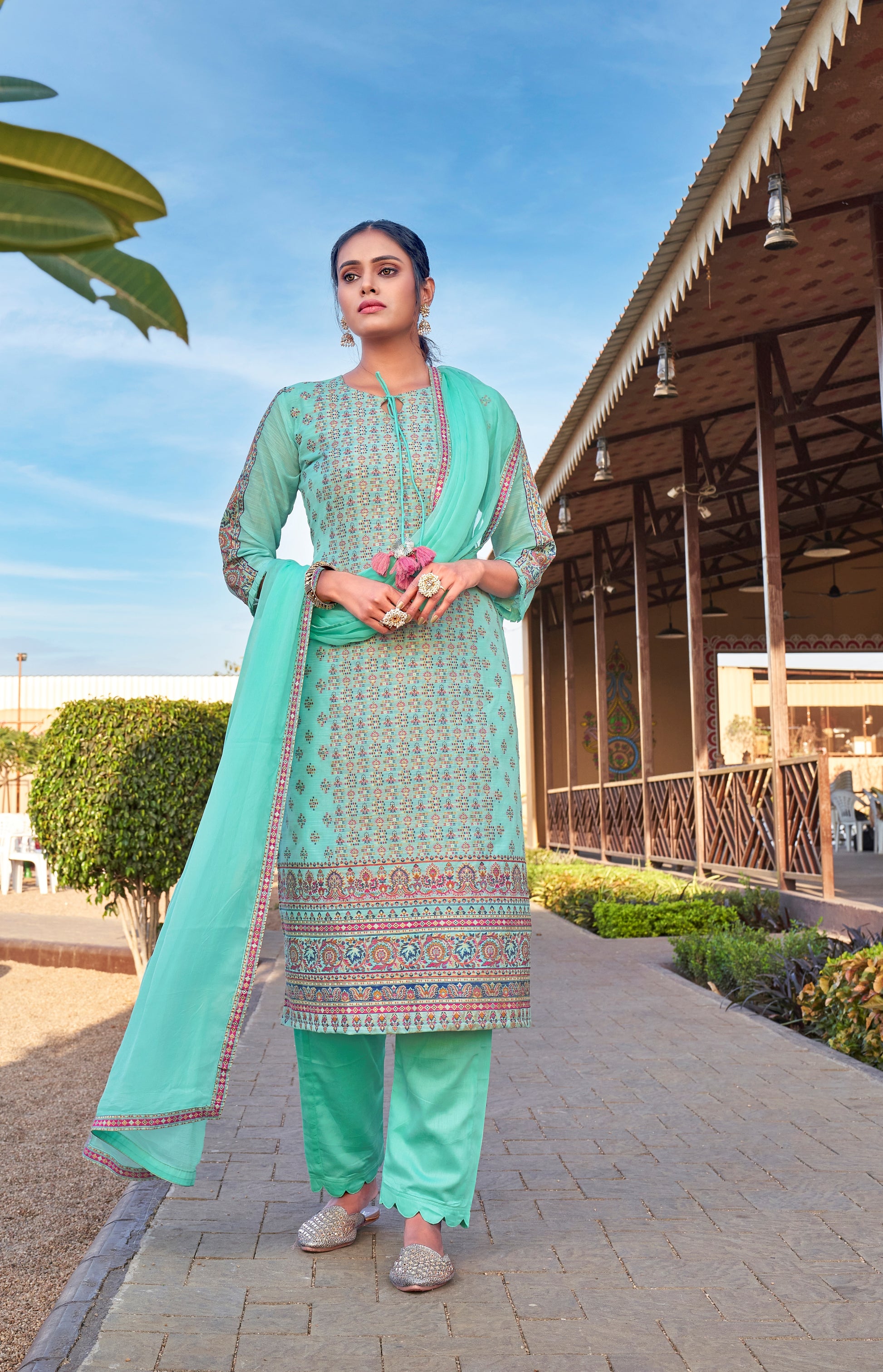 SKY BLUE JACQUARD UNSTITCHED SUIT SET - MishMesh